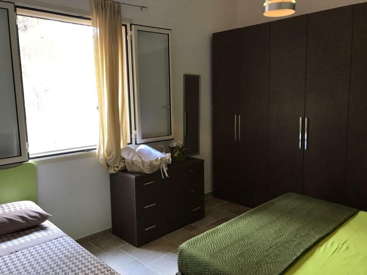 Casa Vacanza Elvira Porto Selvaggio Санта-Катерина Экстерьер фото